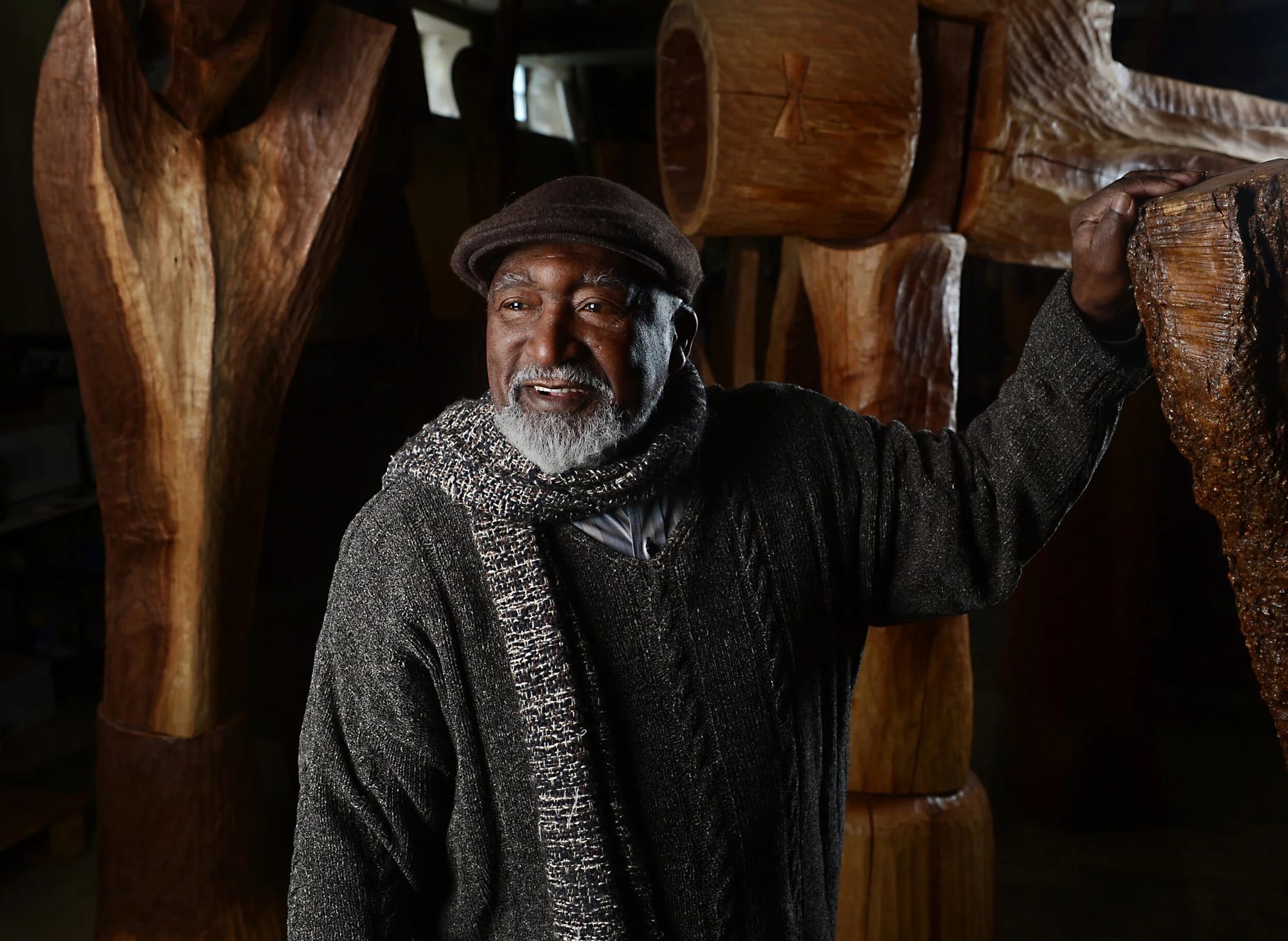 萨迪厄斯·莫斯利：爵士乐中的木雕诗意